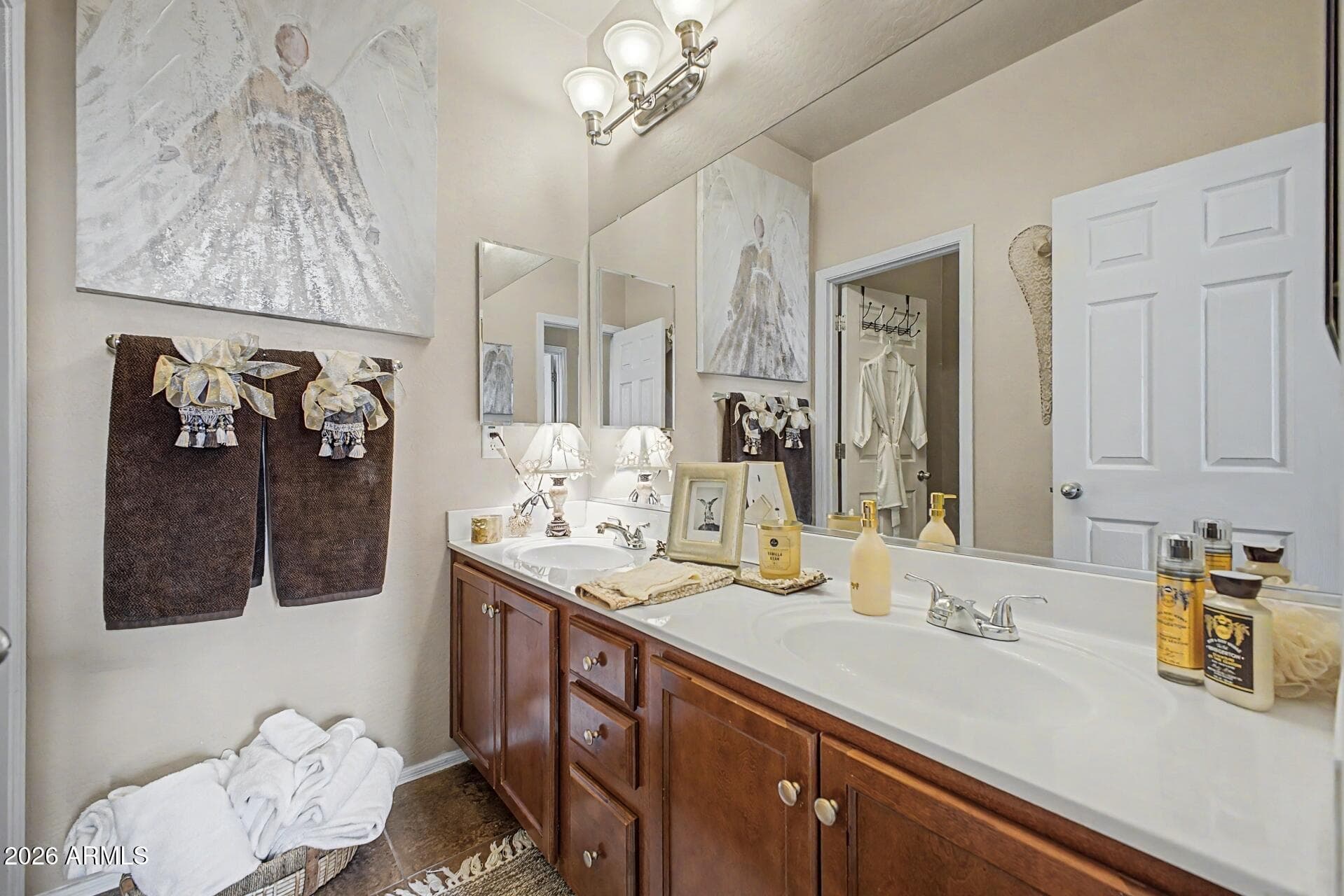 6938 W HARWELL Road, Laveen, AZ 85339 — photo 14 of 22