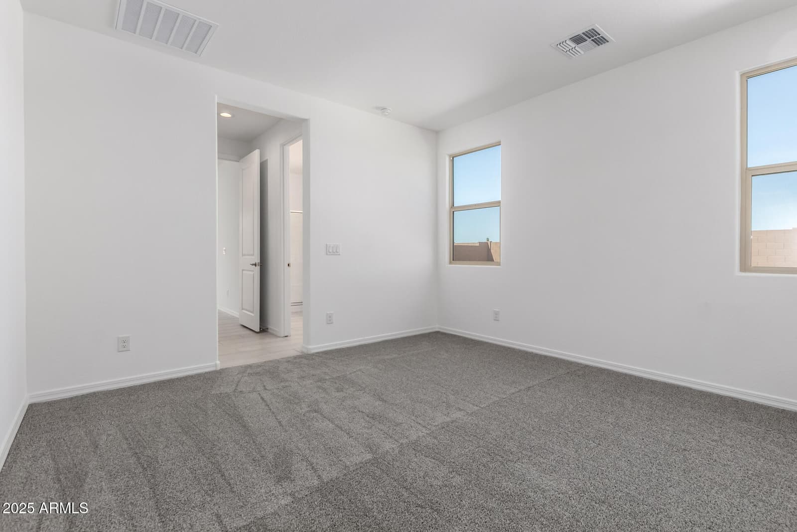 5344 W MANZANITA Drive, Glendale, AZ 85302 — photo 11 of 32