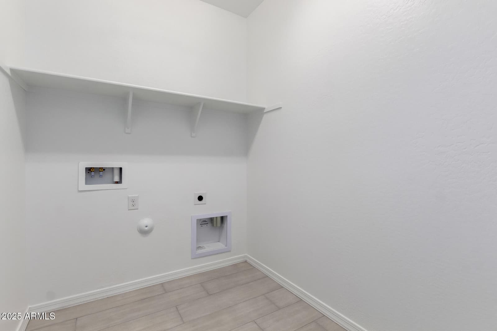 5344 W MANZANITA Drive, Glendale, AZ 85302 — photo 24 of 32