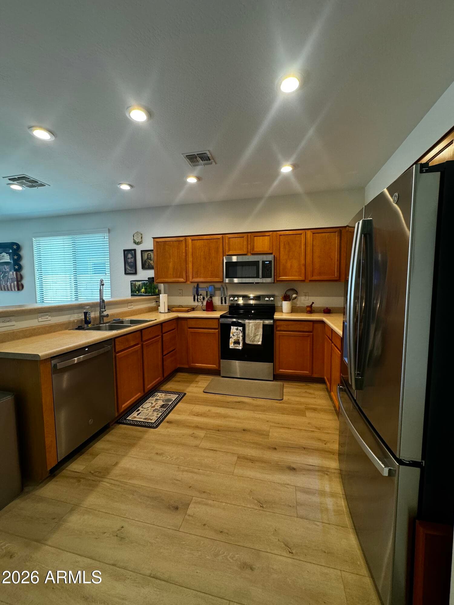 10115 W Wier Avenue, Tolleson, AZ 85353 — photo 7 of 33