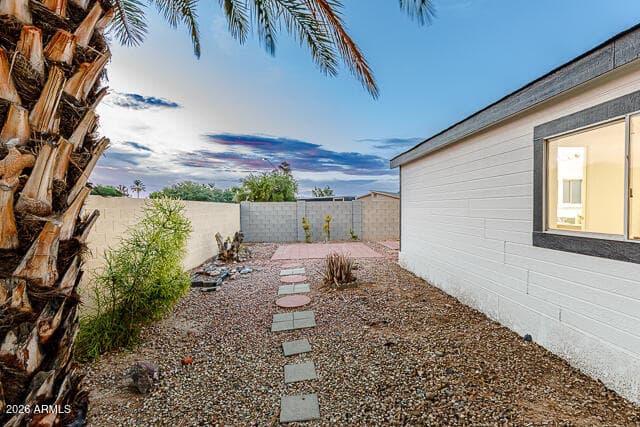 6674 W CAMINO SAN XAVIER, Glendale, AZ 85308 — photo 20 of 53