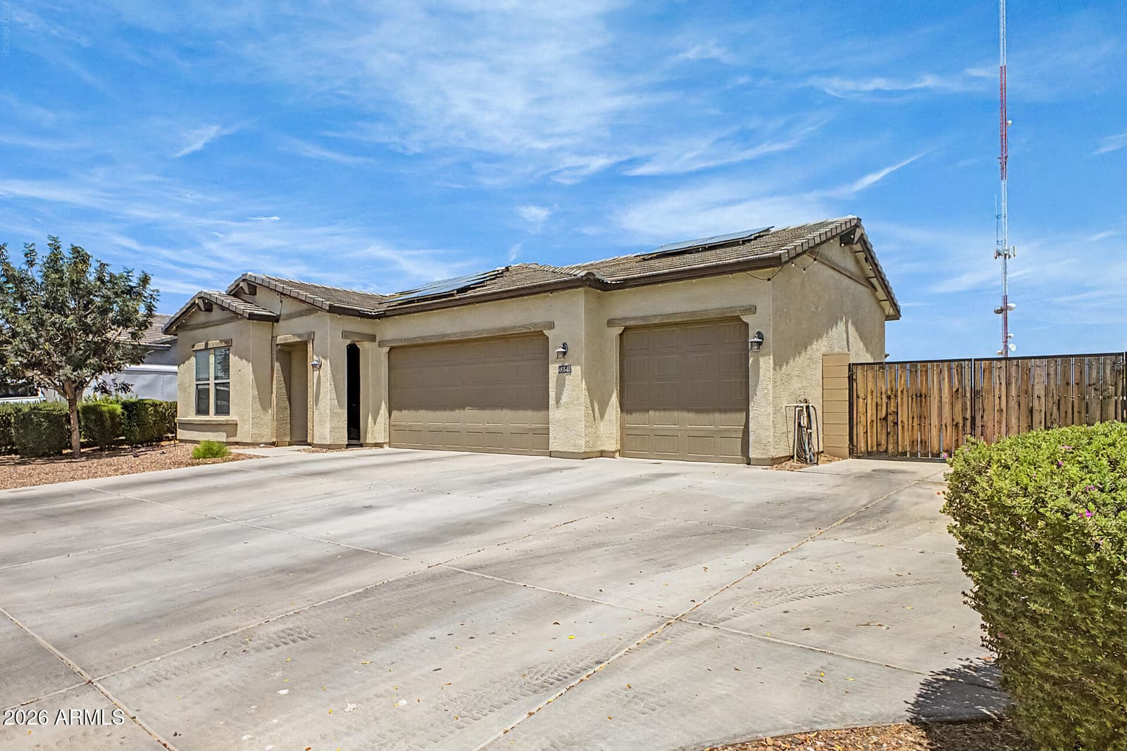 40545 N SPOTTED Lane, San Tan Valley, AZ 85140 — photo 2 of 38