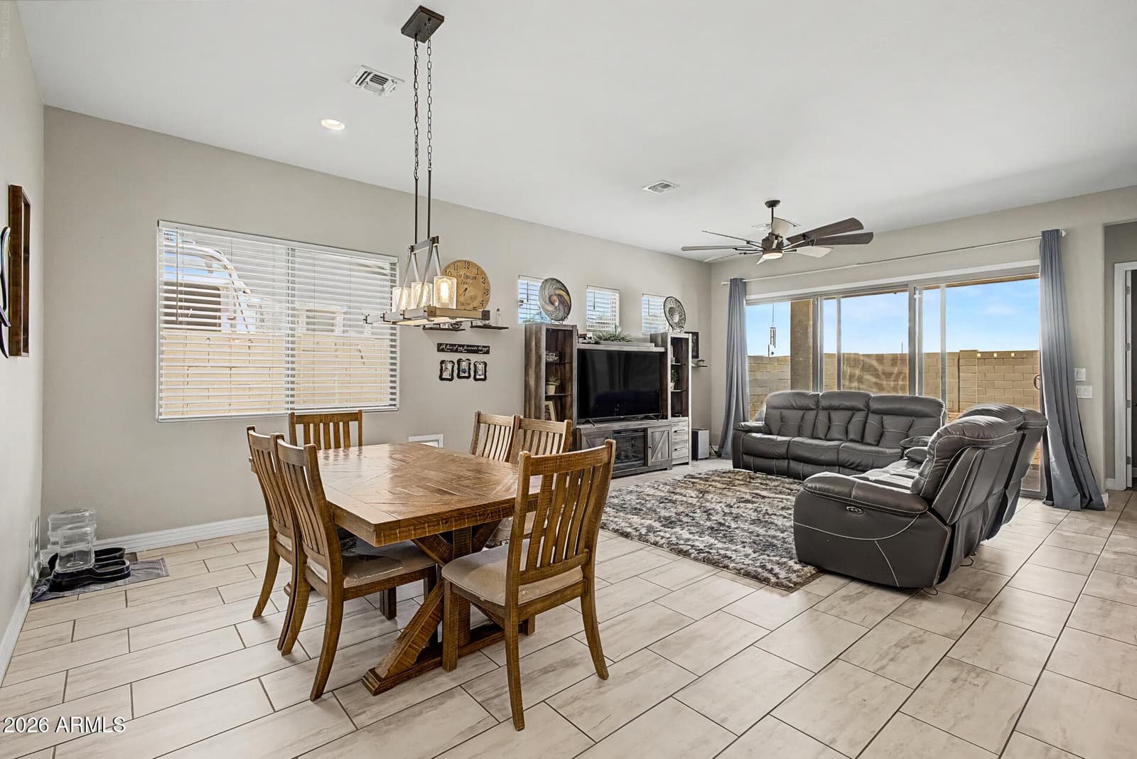 40545 N SPOTTED Lane, San Tan Valley, AZ 85140 — photo 8 of 38