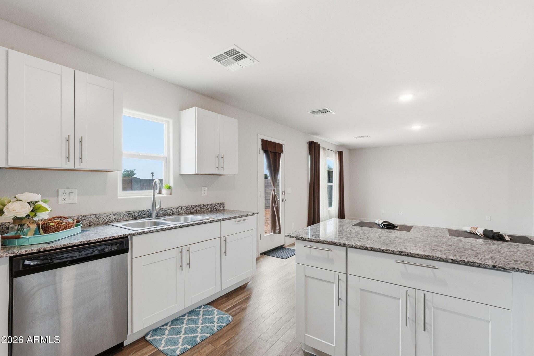 14966 S PATAGONIA Road, Arizona City, AZ 85123 — photo 17 of 38
