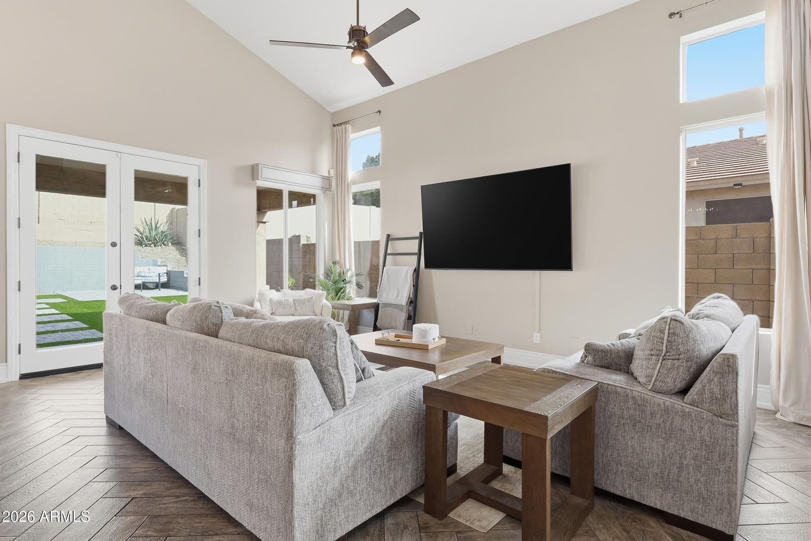 1834 W NIGHTHAWK Way, Phoenix, AZ 85045 — photo 10 of 46