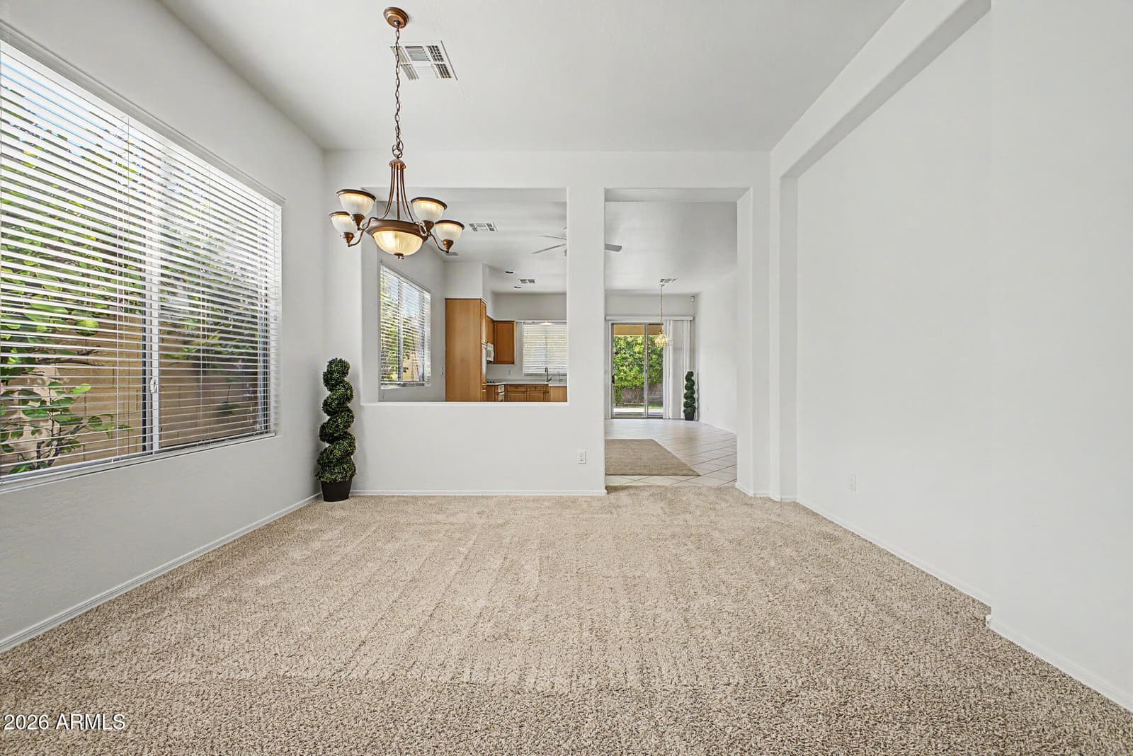616 E KRISTA Way, Tempe, AZ 85284 — photo 15 of 68
