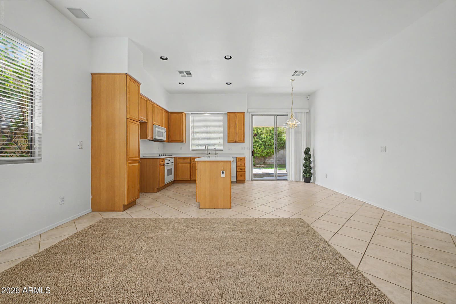 616 E KRISTA Way, Tempe, AZ 85284 — photo 30 of 68