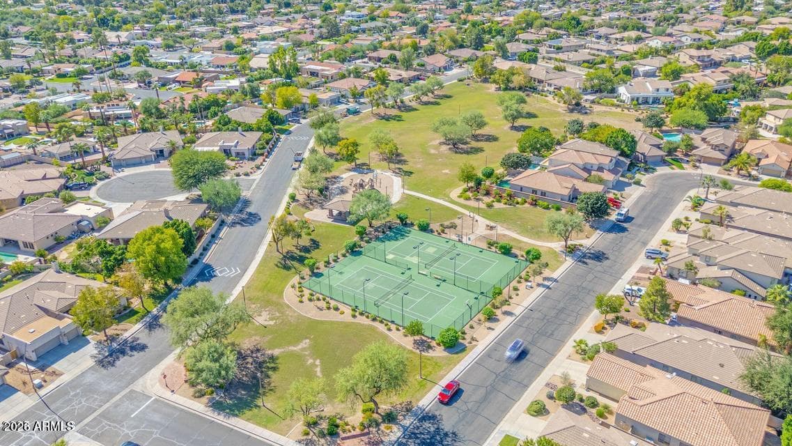 616 E KRISTA Way, Tempe, AZ 85284 — photo 4 of 68