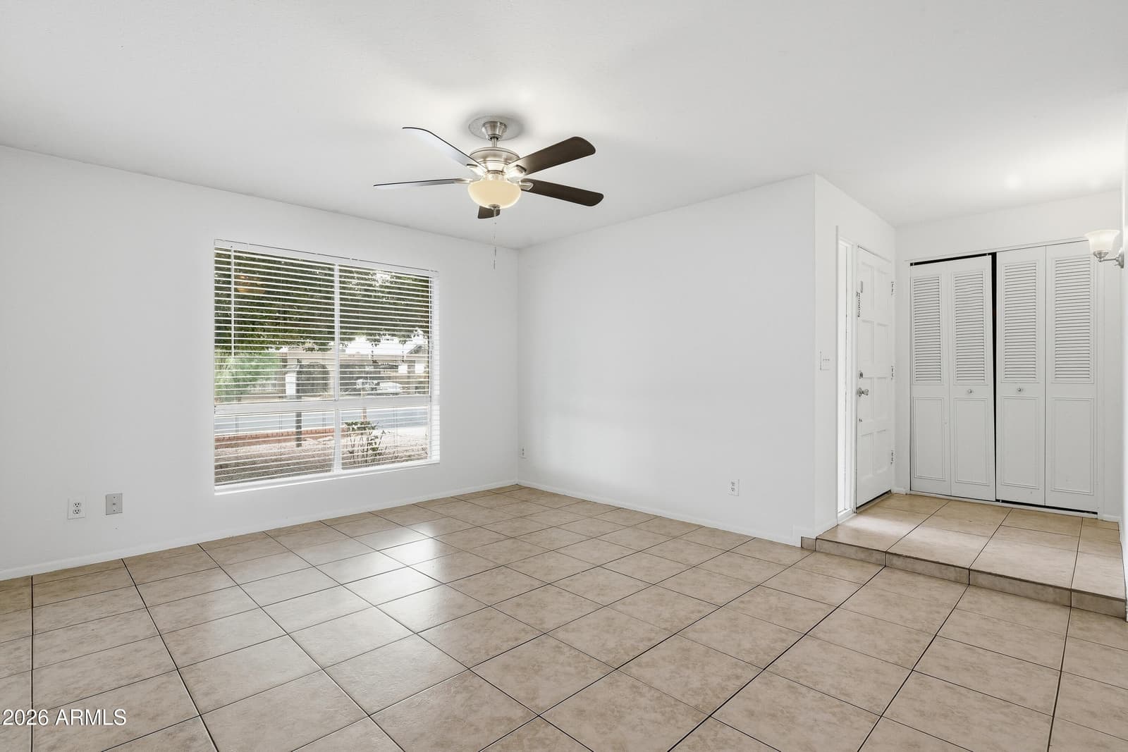 4616 W SAGUARO Drive, Glendale, AZ 85304 — photo 11 of 34