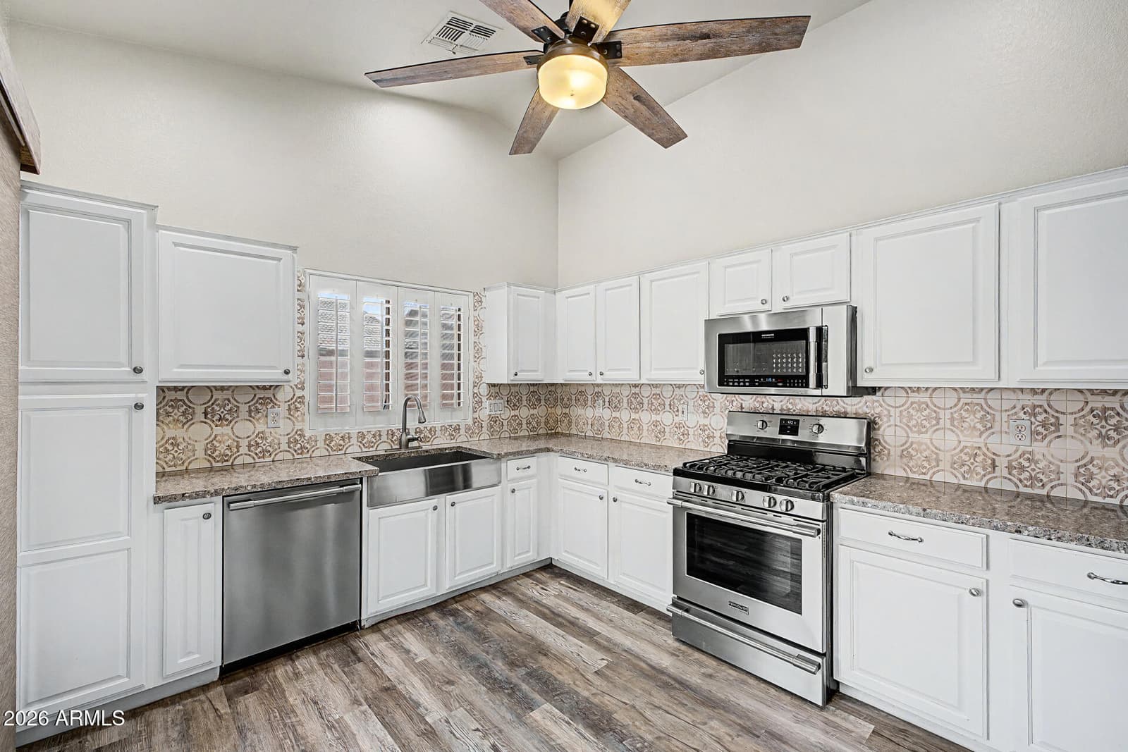 12401 W MONROE Street, Avondale, AZ 85323 — photo 5 of 47