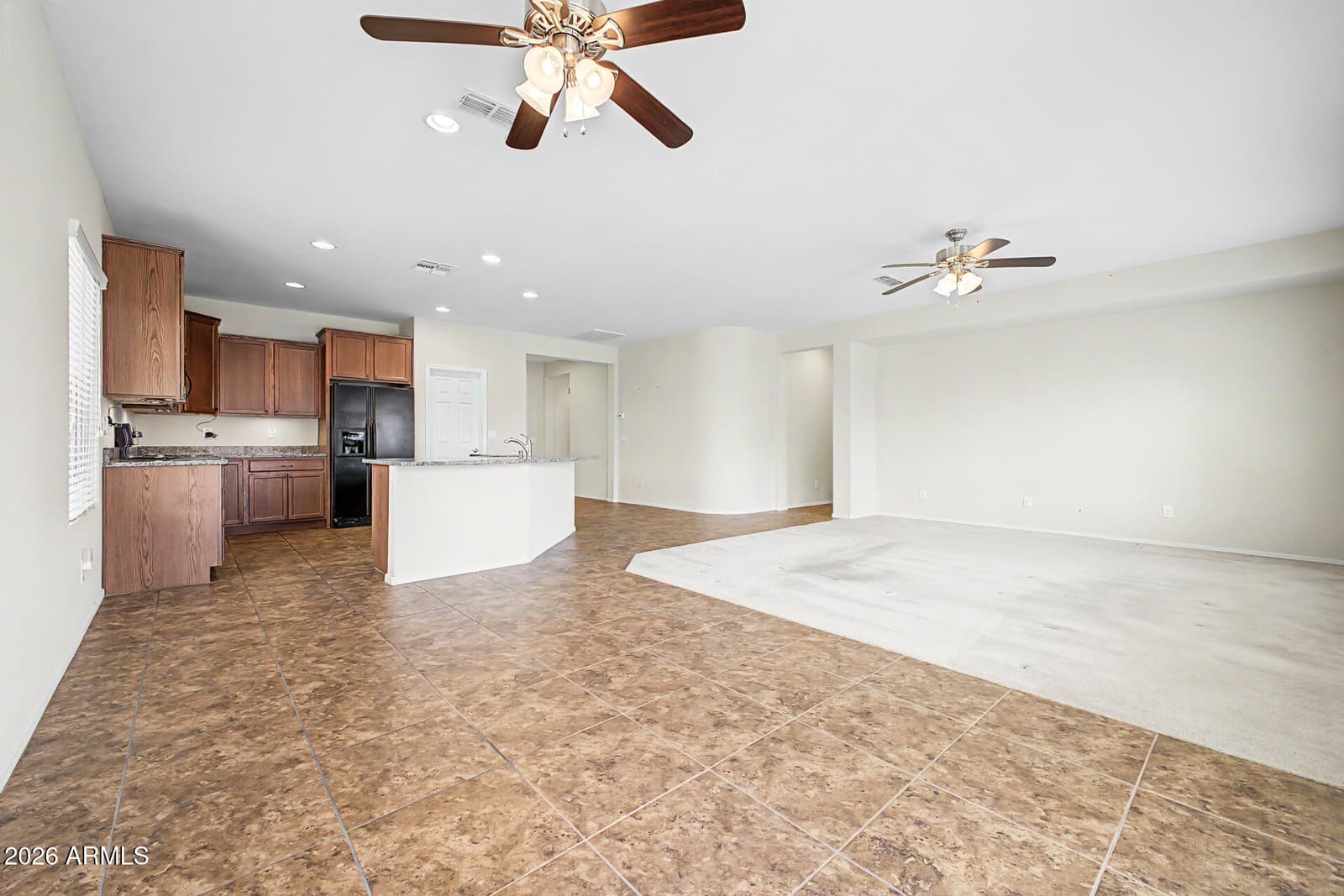 17549 W Pinnacle Vista Drive, Surprise, AZ 85387 — photo 7 of 41
