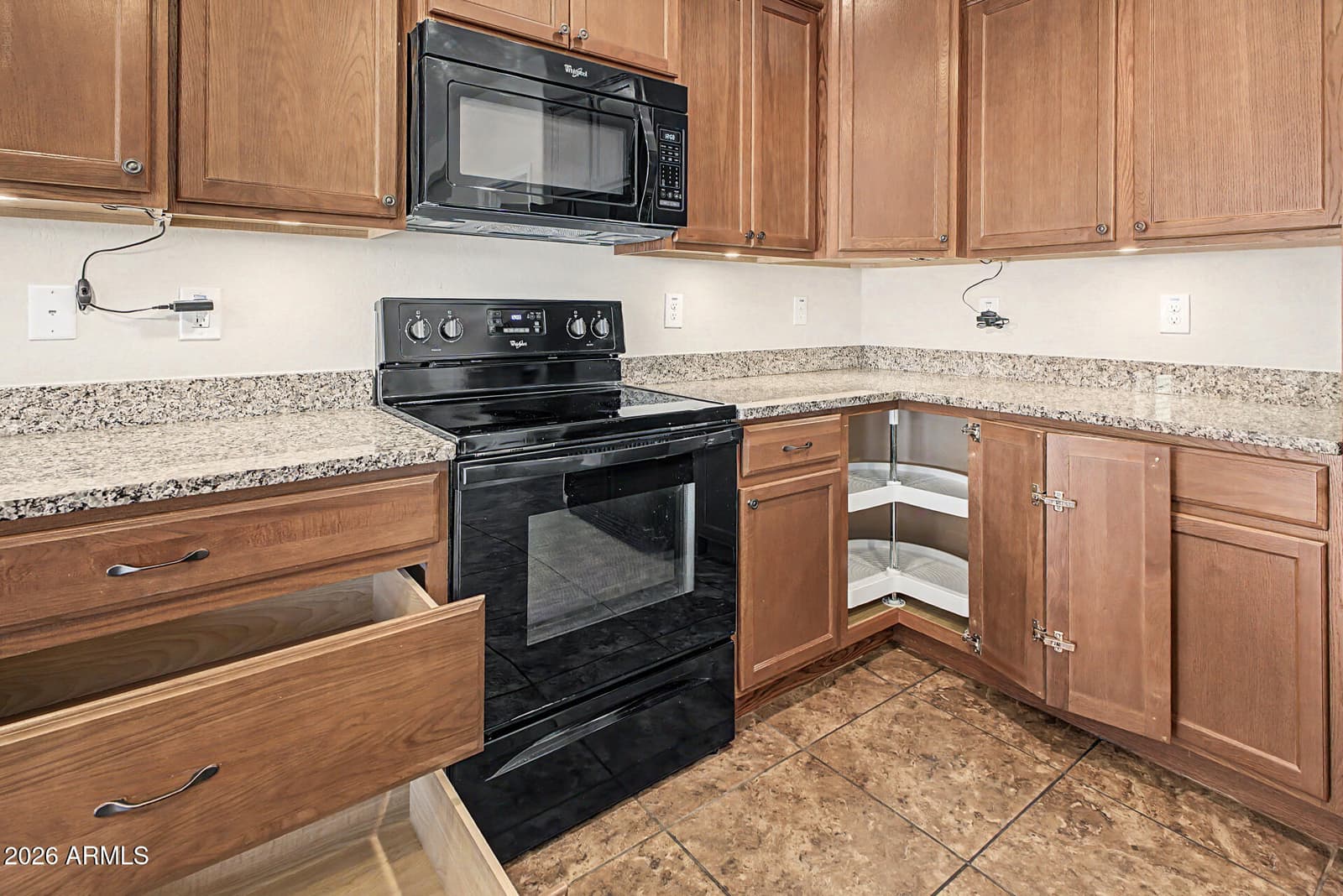 17549 W Pinnacle Vista Drive, Surprise, AZ 85387 — photo 13 of 41