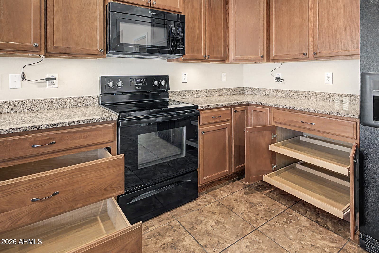17549 W Pinnacle Vista Drive, Surprise, AZ 85387 — photo 14 of 41