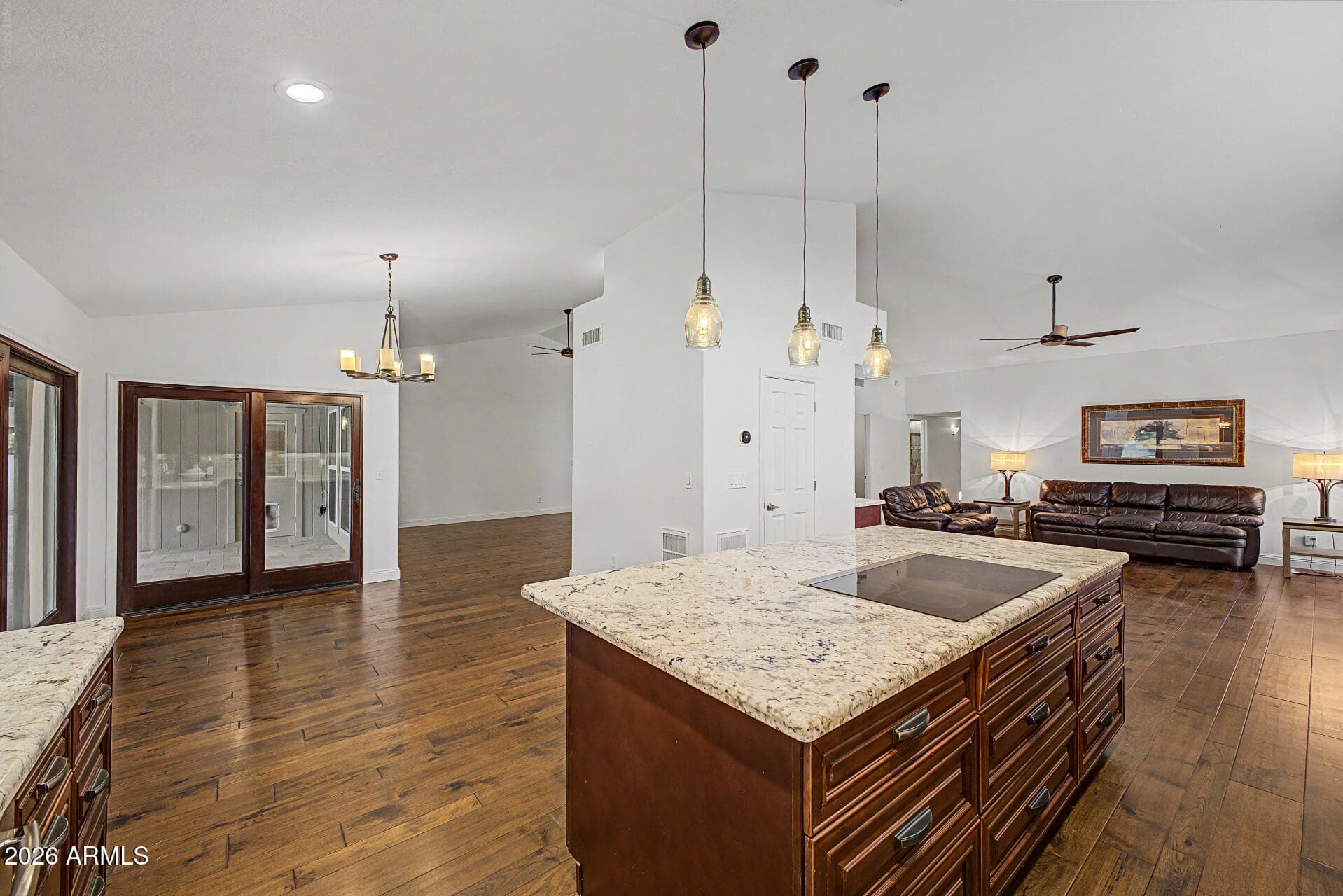 13653 N 69TH Drive, Peoria, AZ 85381 — photo 13 of 63