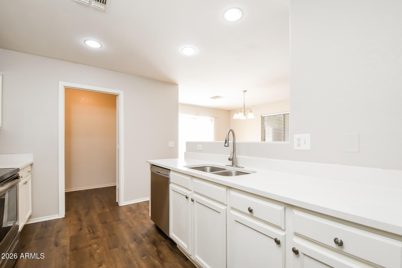 30986 N SILVER BULLET Trail, San Tan Valley, AZ 85143 — photo 10 of 21