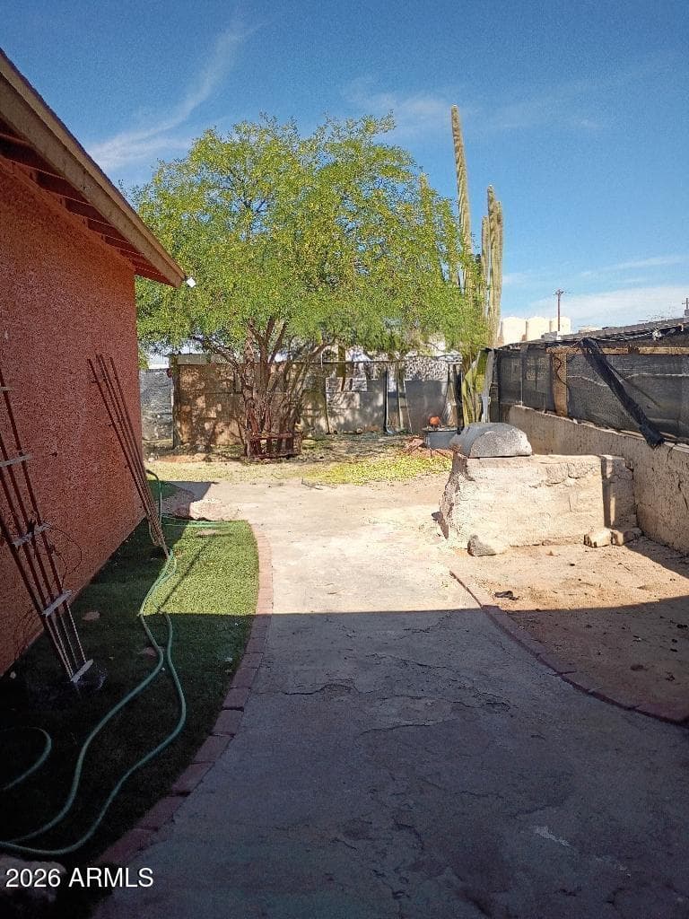 242 S WASHINGTON Street, Coolidge, AZ 85128 — photo 11 of 15