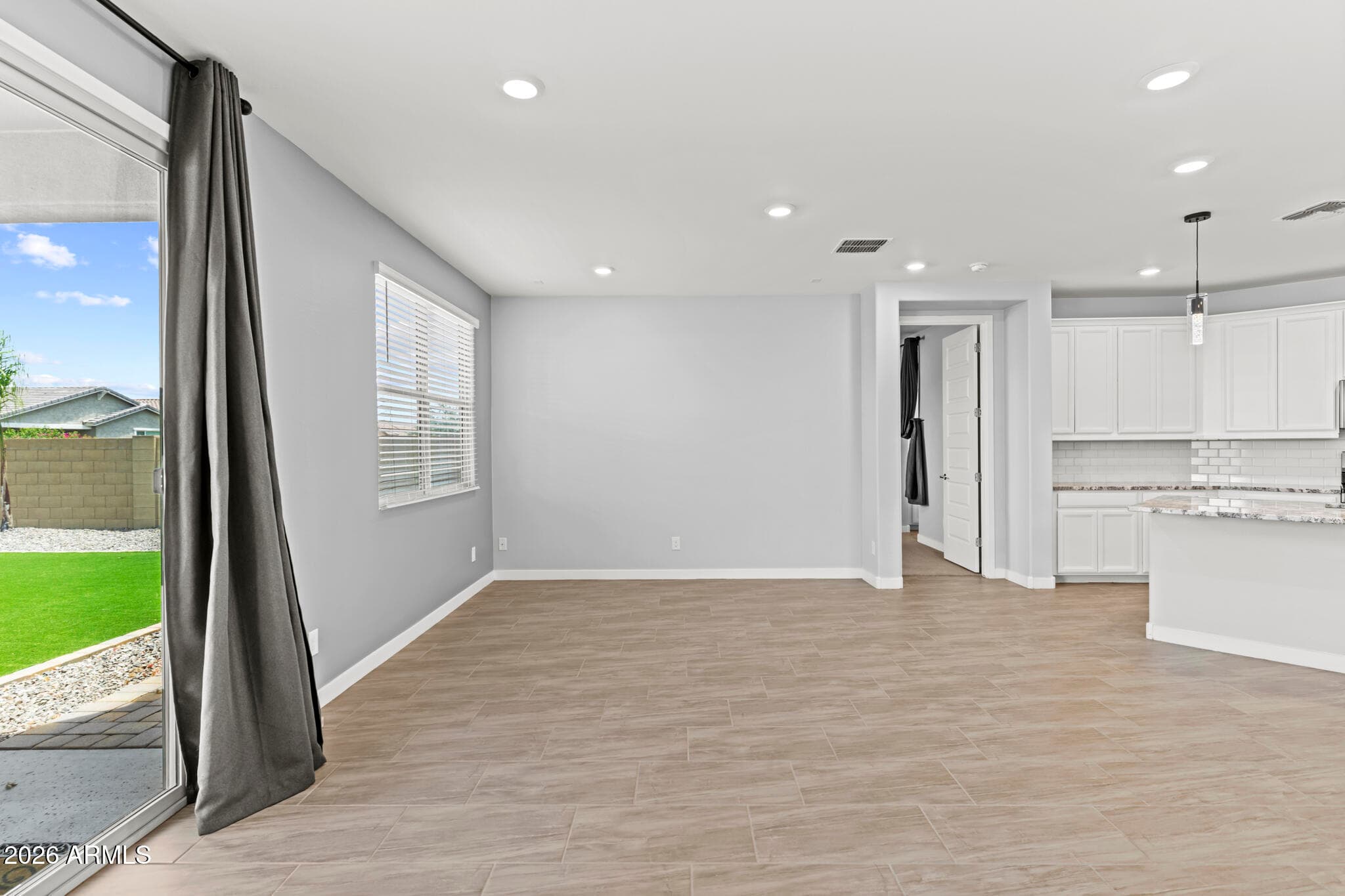 14642 W CHARTER OAK Road, Surprise, AZ 85379 — photo 9 of 38
