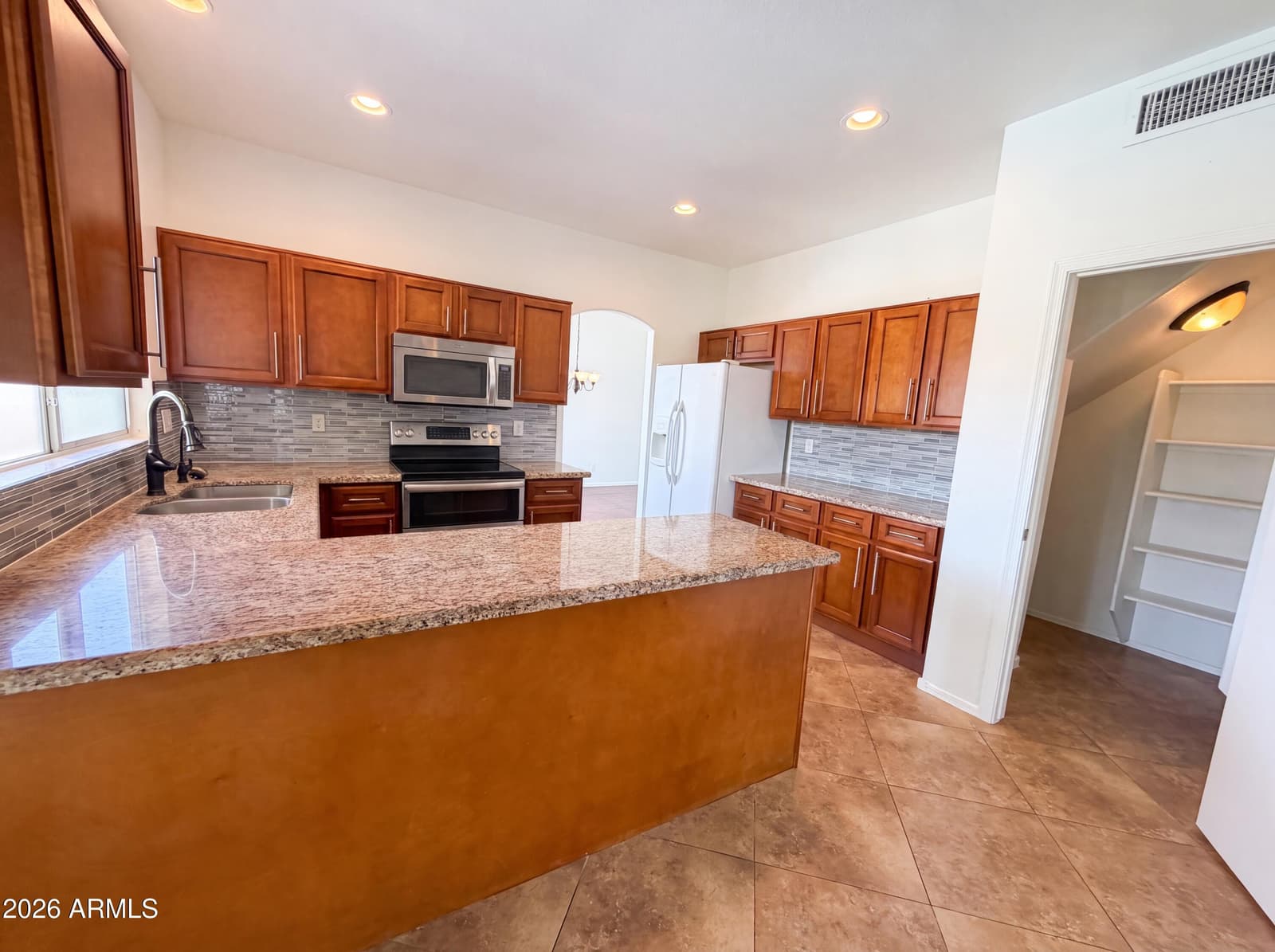 8274 S STEPHANIE Lane, Tempe, AZ 85284 — photo 2 of 28