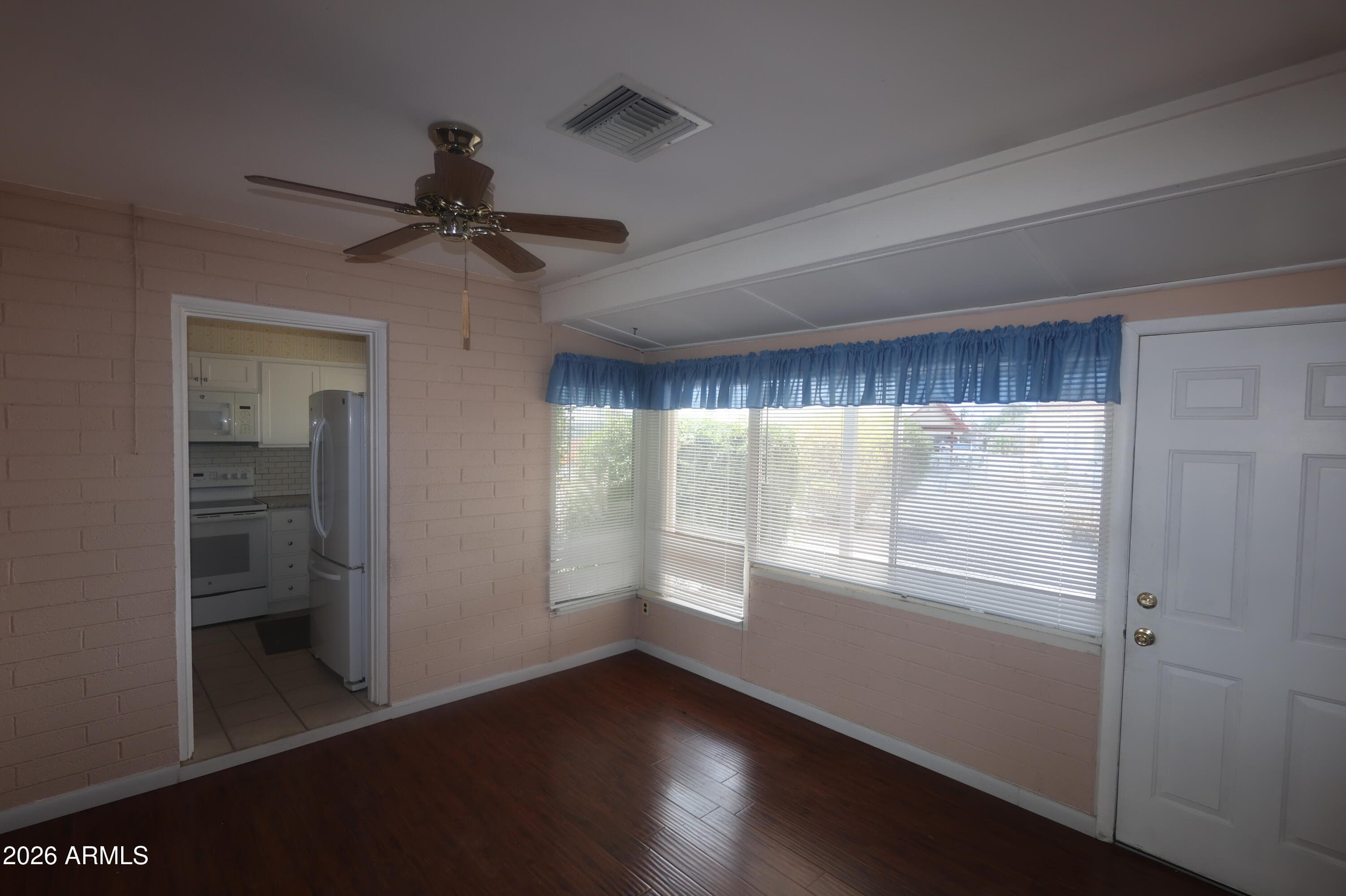 10559 W SUN CITY Boulevard, Sun City, AZ 85351 — photo 14 of 32