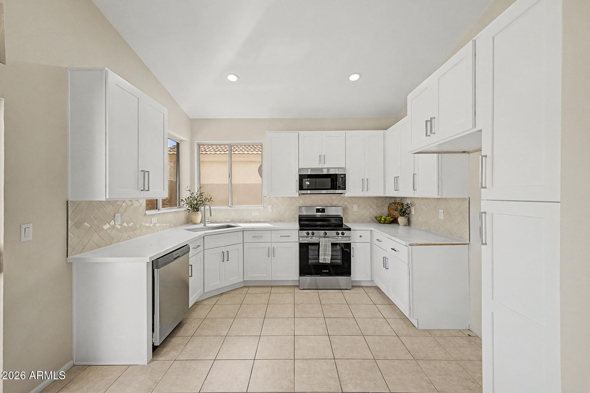 19917 N 91ST Lane, Peoria, AZ 85382 — photo 14 of 34
