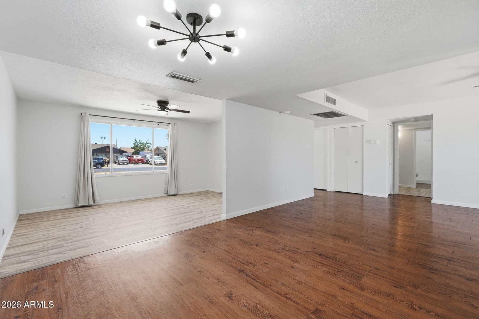 5312 W BECK Lane, Glendale, AZ 85306 — photo 15 of 43