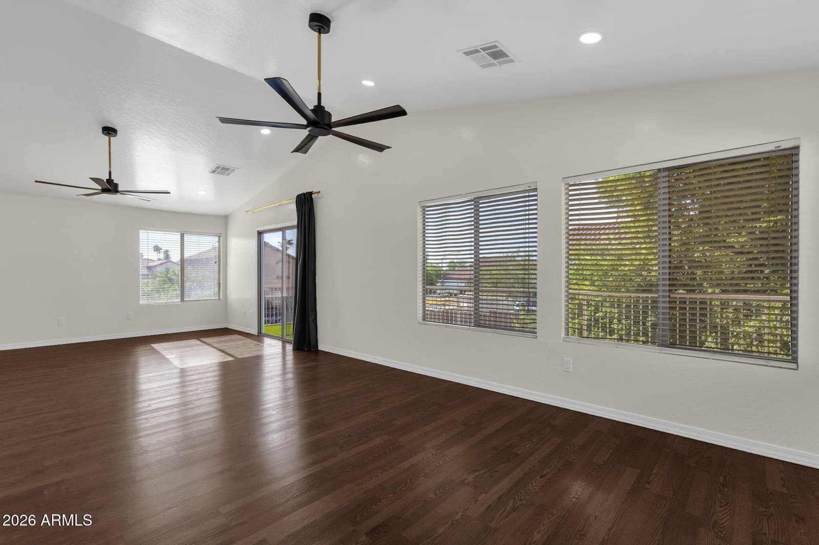 7664 W KRALL Street, Glendale, AZ 85303 — photo 18 of 34