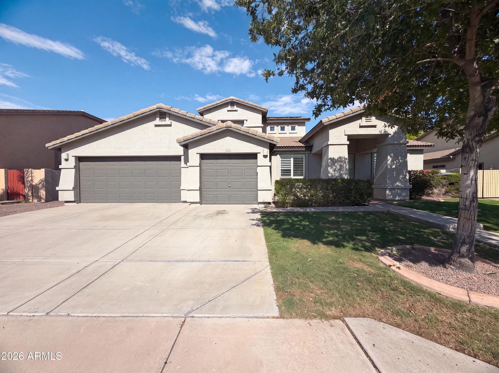 2463 S BRISTOL, Mesa, AZ 85209 — photo 1 of 23