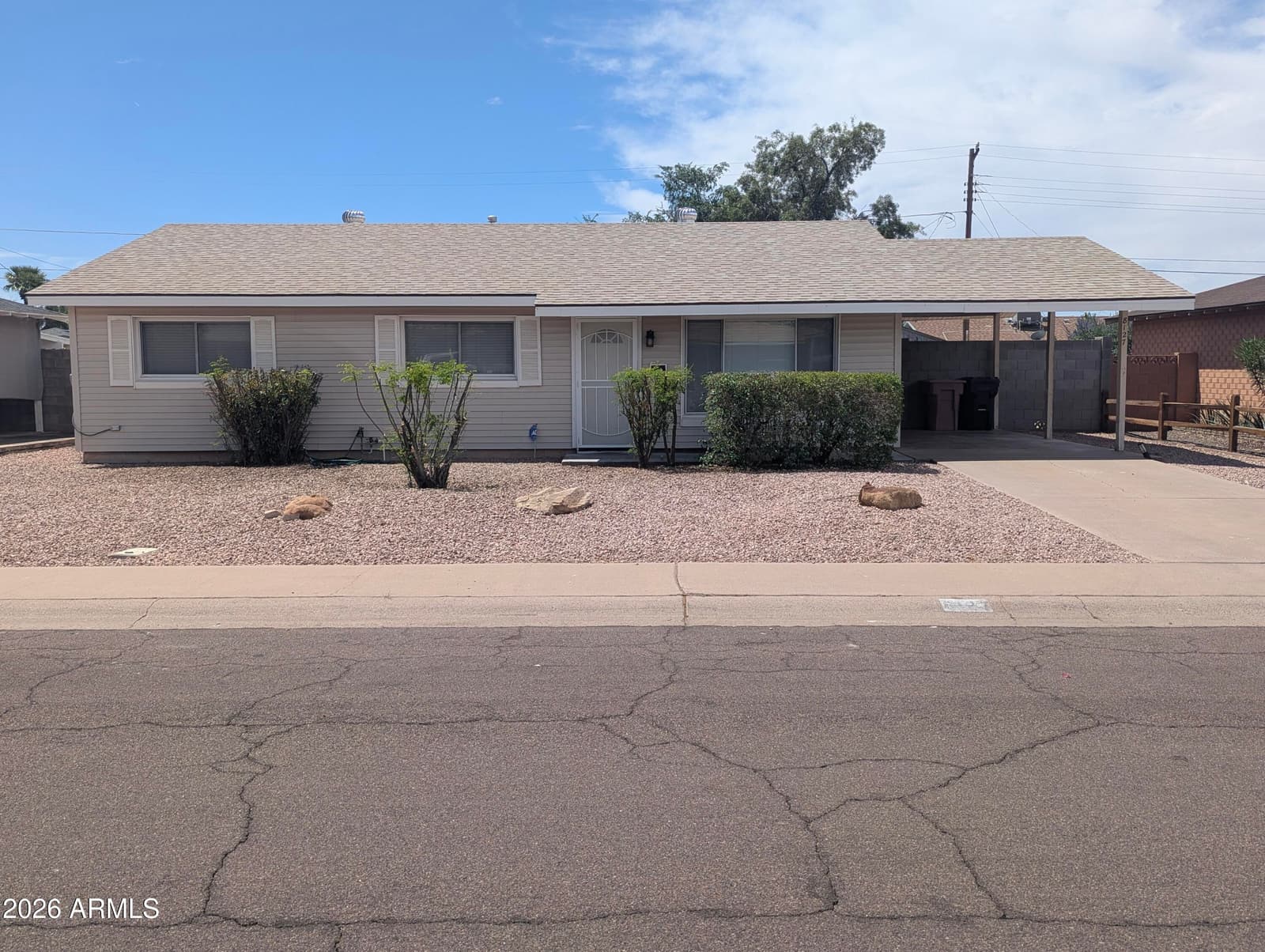 8127 E MITCHELL Drive, Scottsdale, AZ 85251 — photo 1 of 22