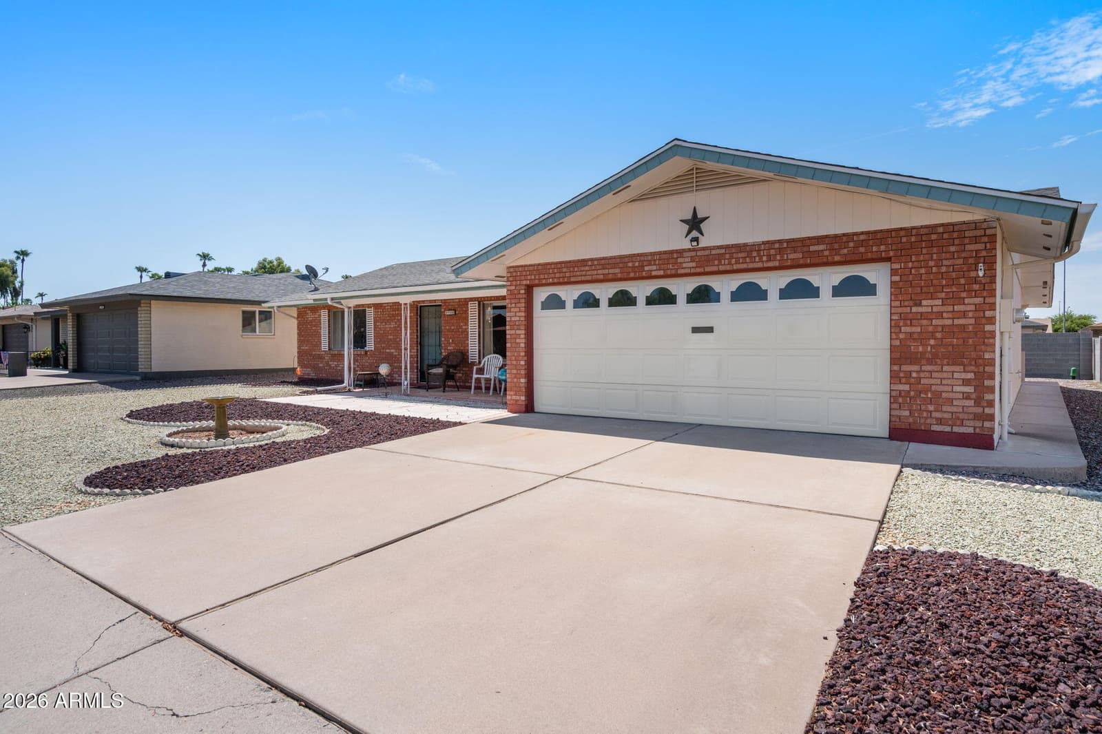 4733 E FLORIAN Circle, Mesa, AZ 85206 — photo 3 of 40