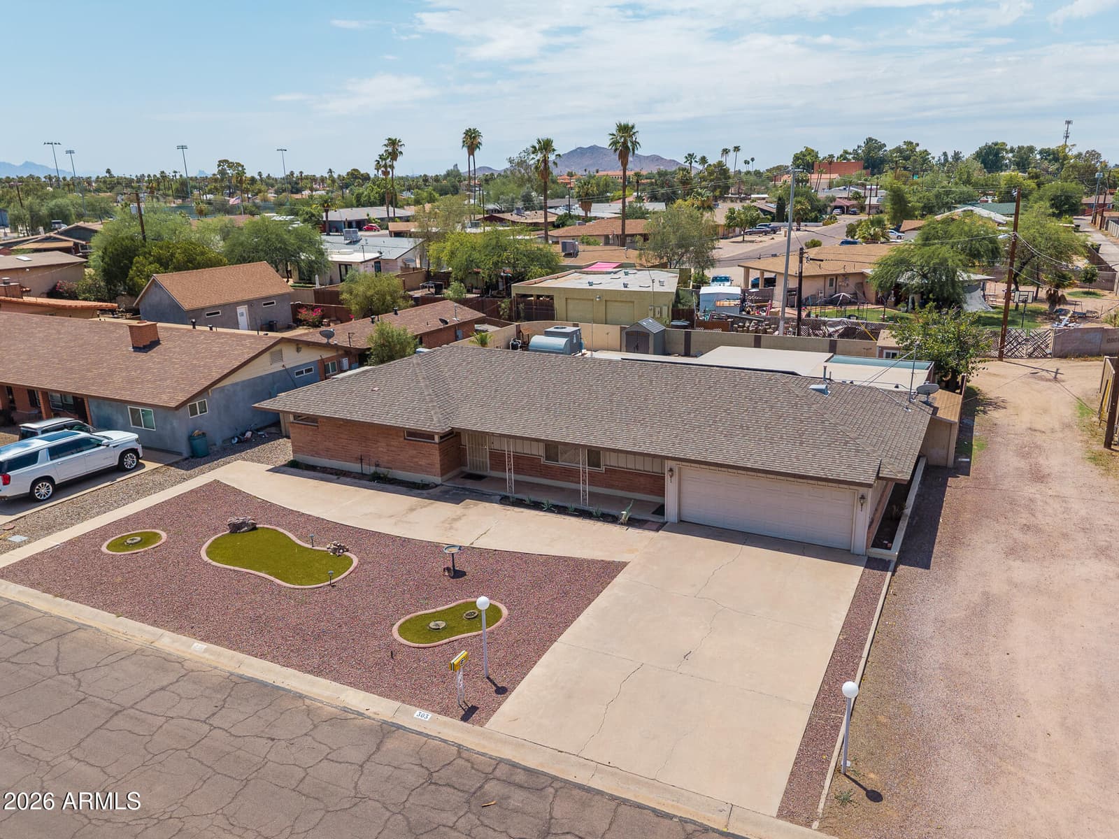 303 E Markley Drive, Casa Grande, AZ 85122 — photo 6 of 66