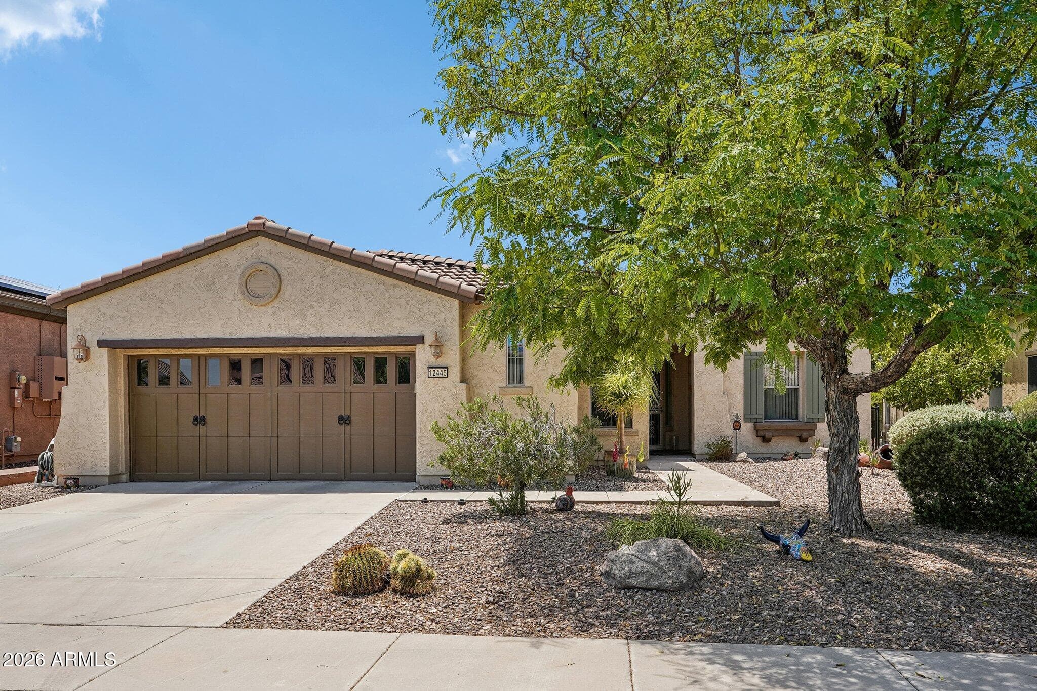12445 W FETLOCK Trail, Peoria, AZ 85383 — photo 9 of 44