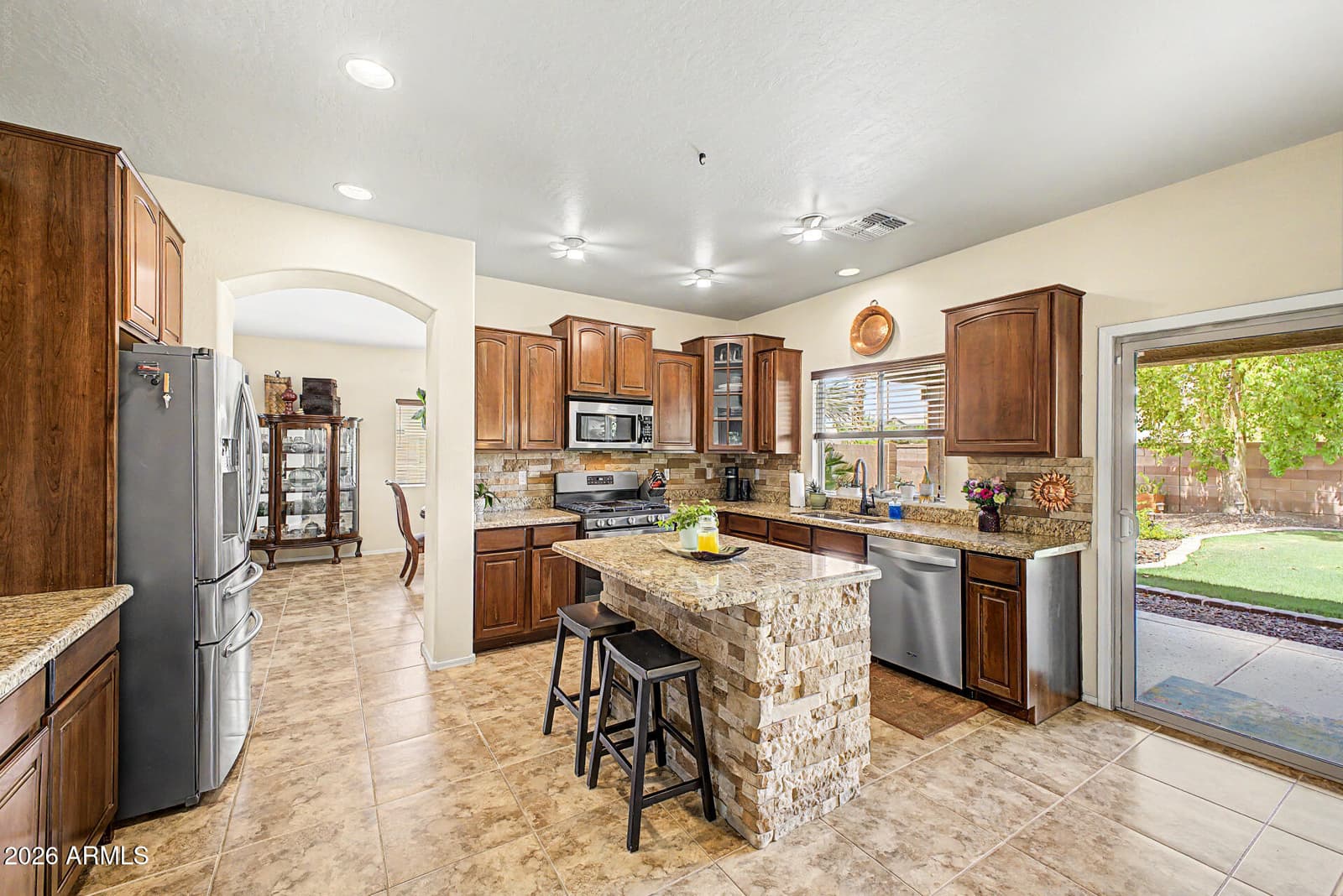 6183 S BANNING Street, Gilbert, AZ 85298 — photo 15 of 54