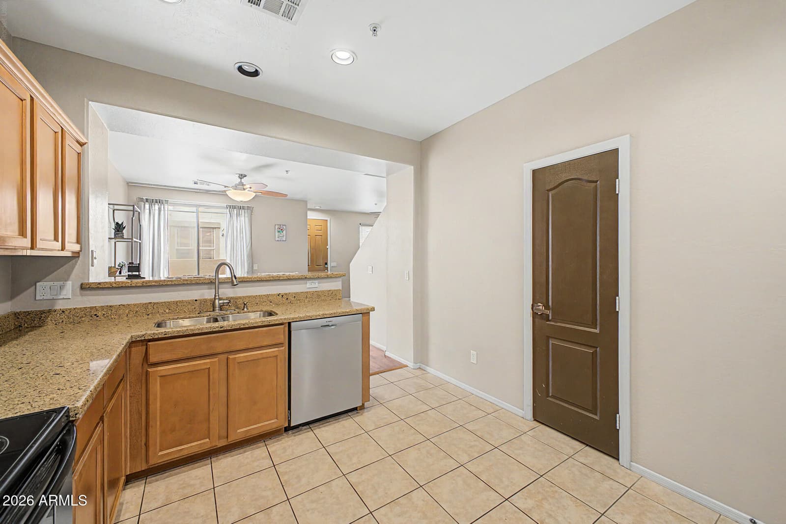 1225 N 36TH Street 1140, Phoenix, AZ 85008 — photo 13 of 37