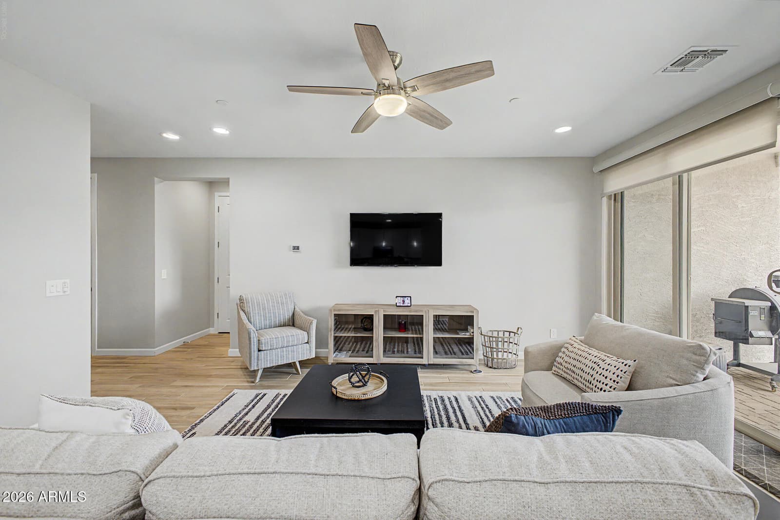 13187 W REDSTONE Drive, Peoria, AZ 85383 — photo 5 of 30