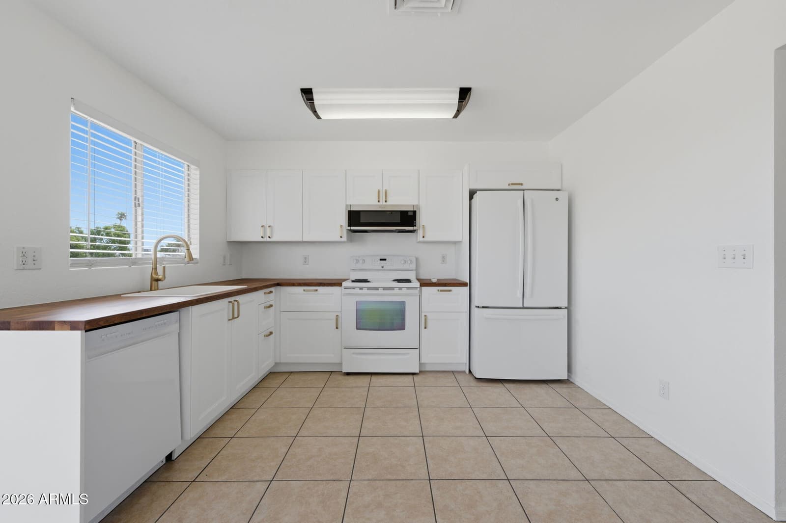 1126 W AUBURN Drive, Tempe, AZ 85283 — photo 9 of 25