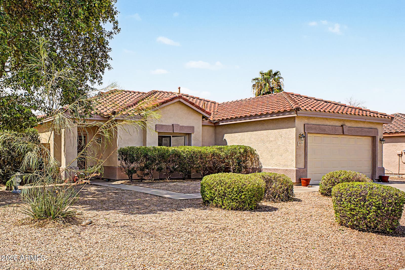 2073 E HAWKEN Way, Chandler, AZ 85286 — photo 2 of 37