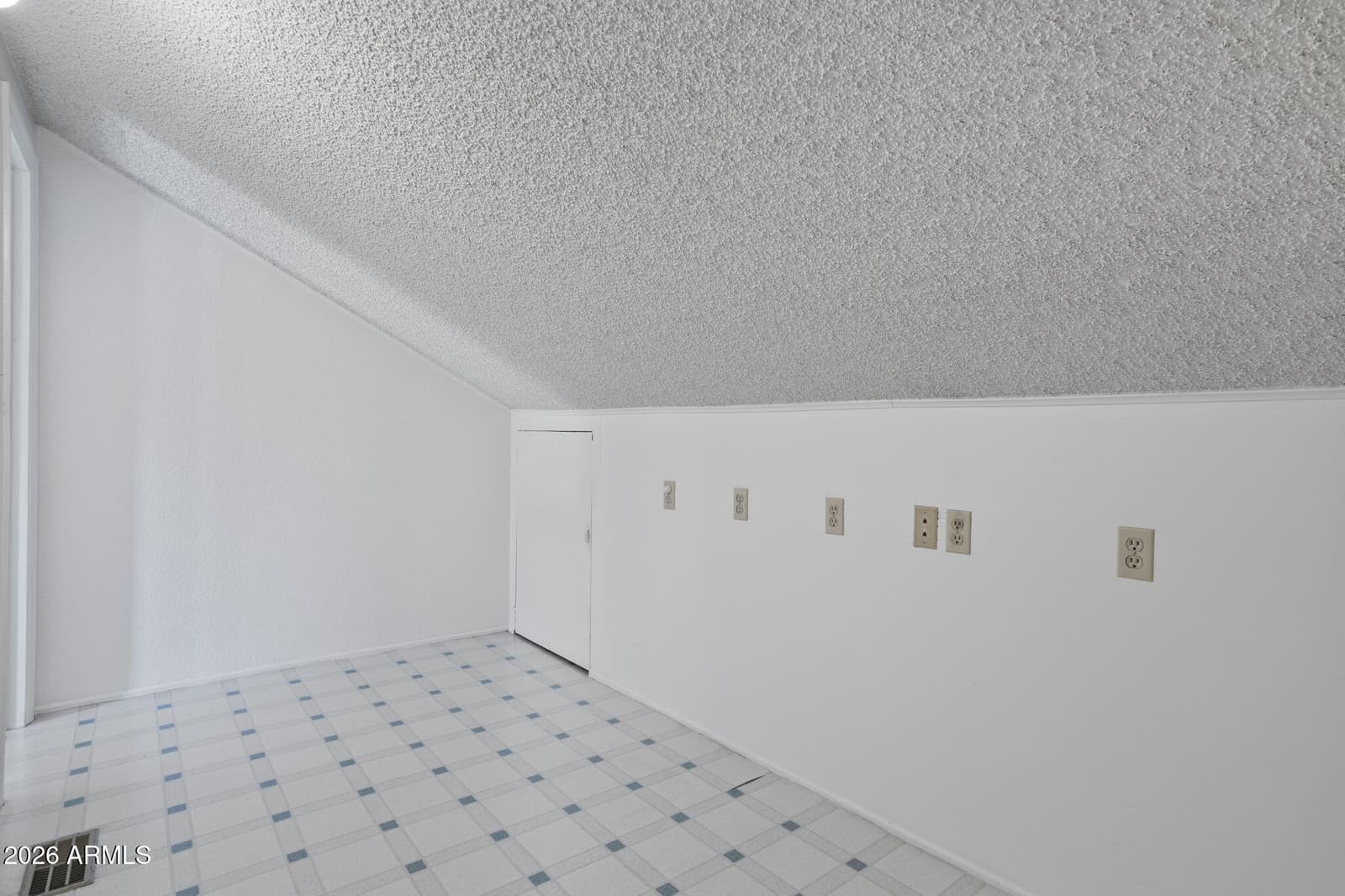 14002 N 49th Avenue 1116, Glendale, AZ 85306 — photo 18 of 24