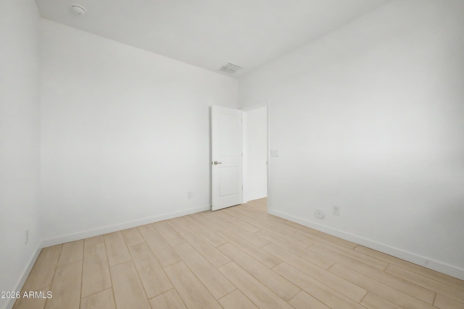 18213 W Pioneer Street, Goodyear, AZ 85338 — photo 14 of 31