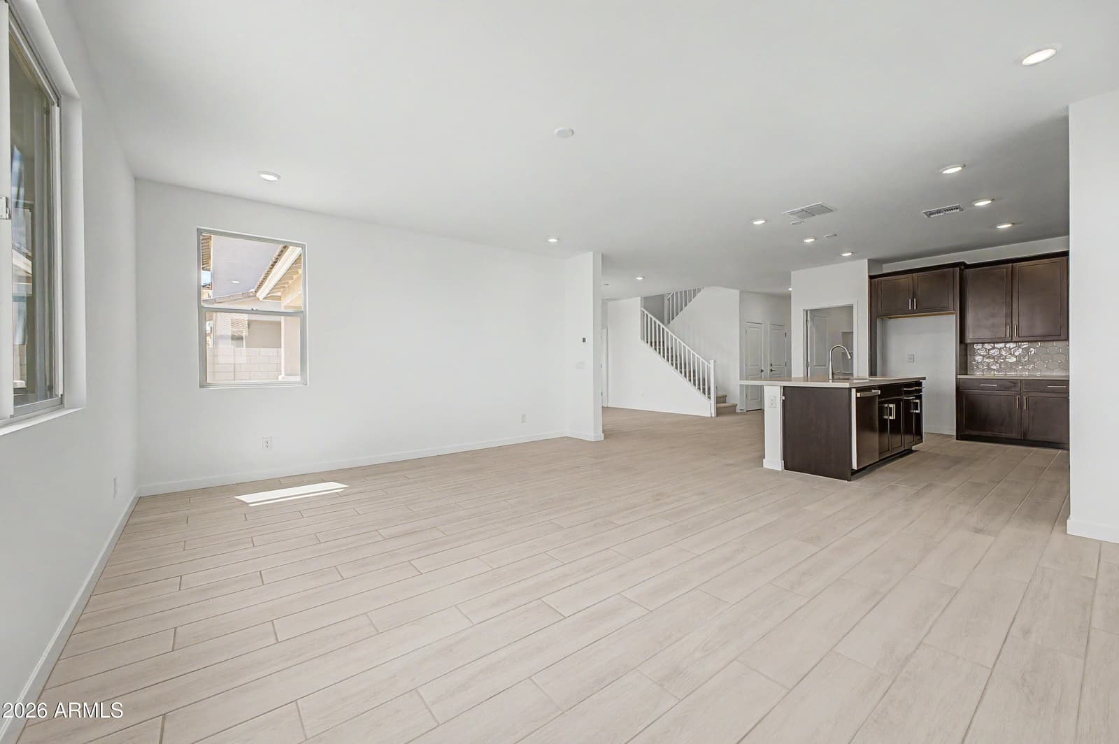 18213 W Pioneer Street, Goodyear, AZ 85338 — photo 11 of 31
