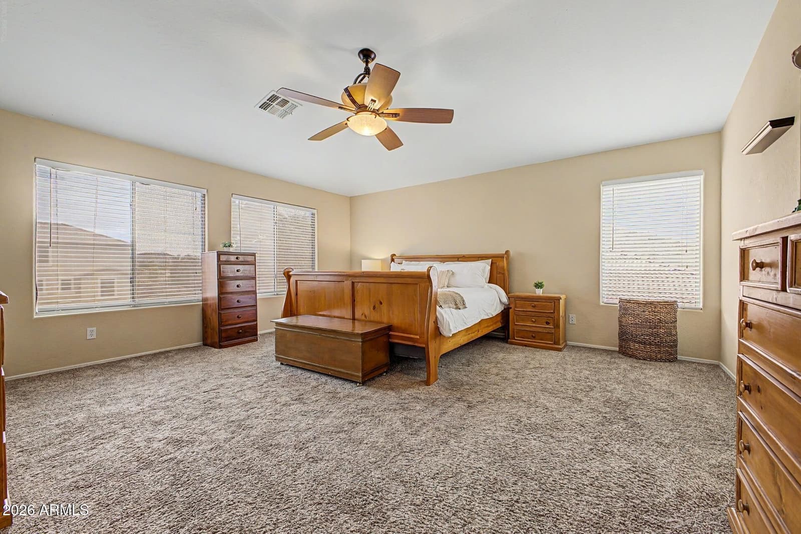 31292 N SADDLEBAG Lane, San Tan Valley, AZ 85143 — photo 5 of 67