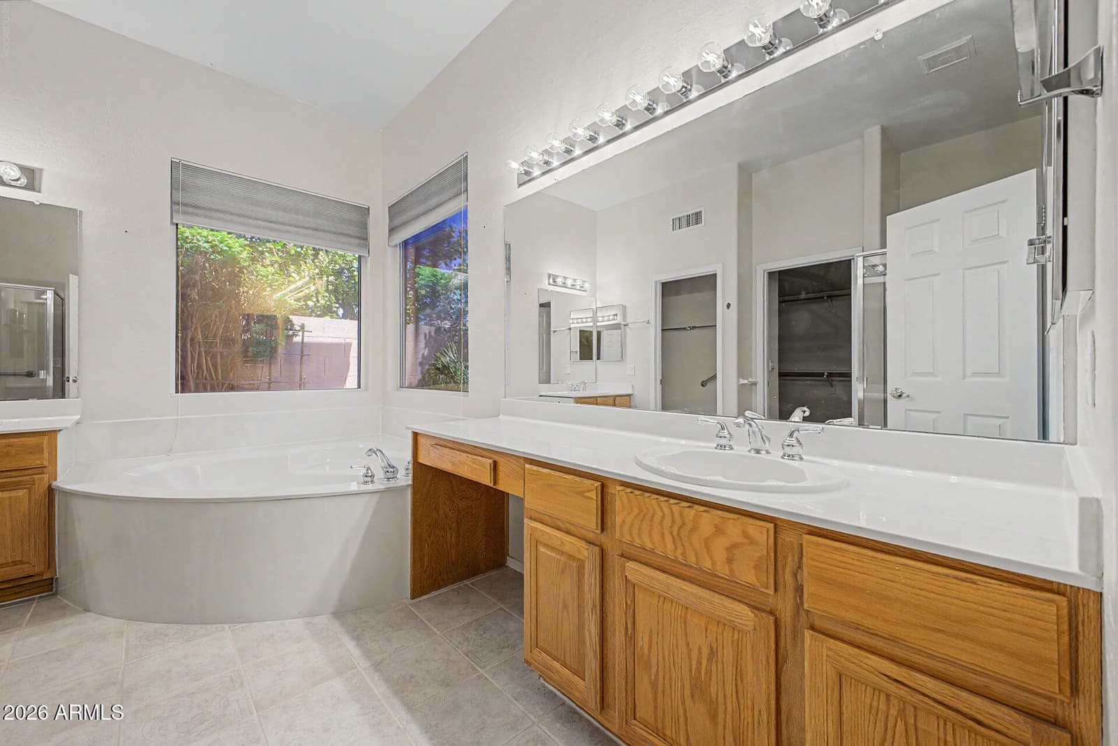 333 W DUBLIN Street, Gilbert, AZ 85233 — photo 10 of 29