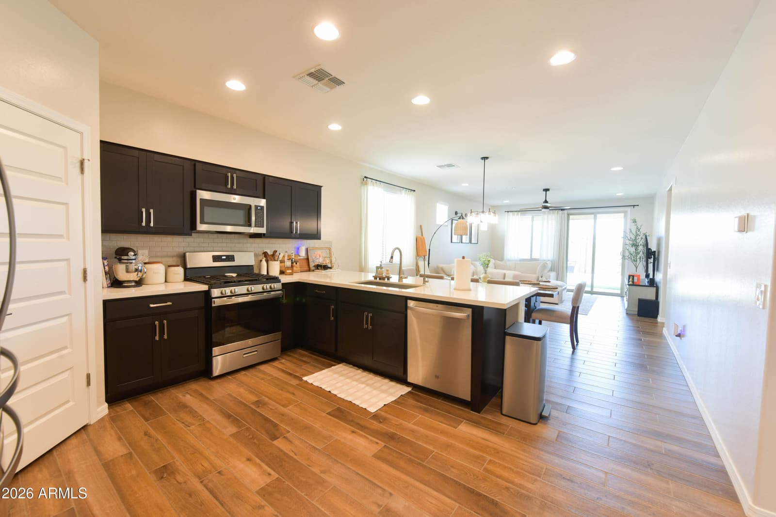 3747 E WOOLYSTAR Lane, San Tan Valley, AZ 85140 — photo 10 of 30