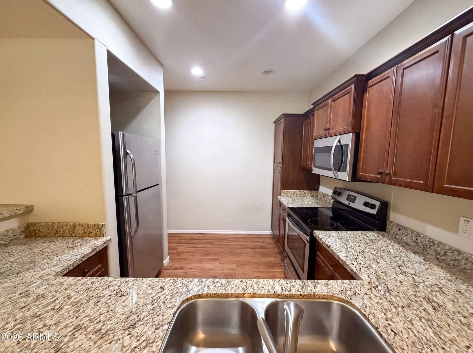 21655 N 36TH Avenue 103, Glendale, AZ 85308 — photo 6 of 20