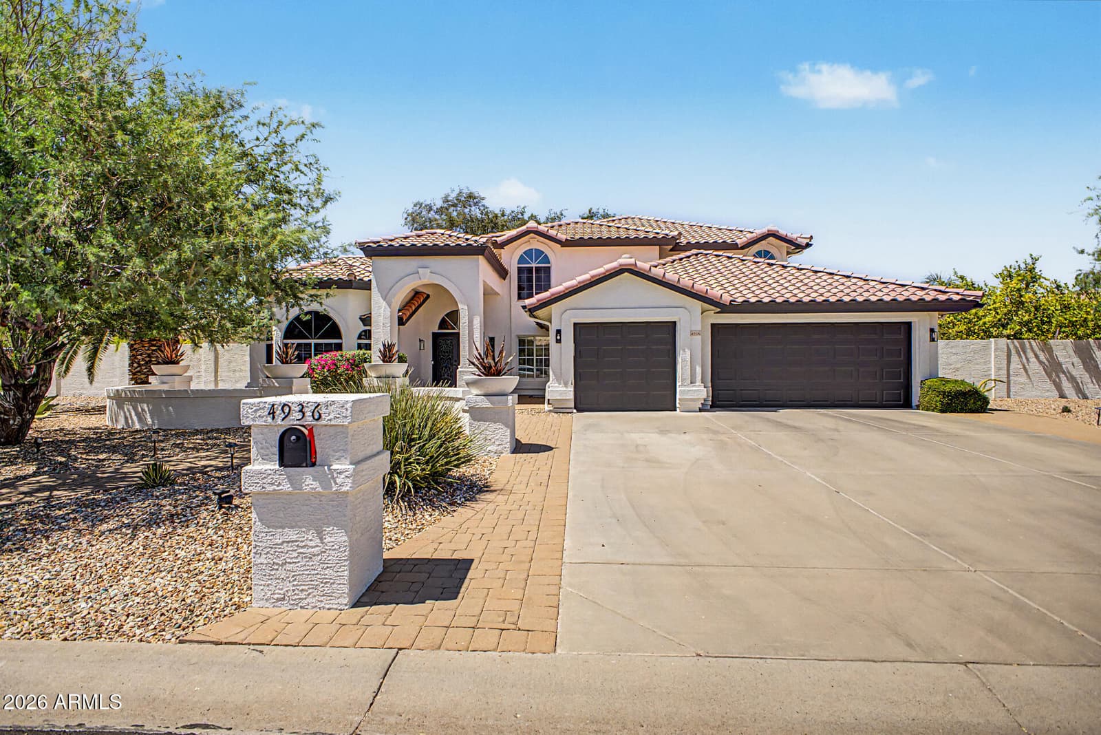 4936 W Buckskin Trail, Phoenix, AZ 85083