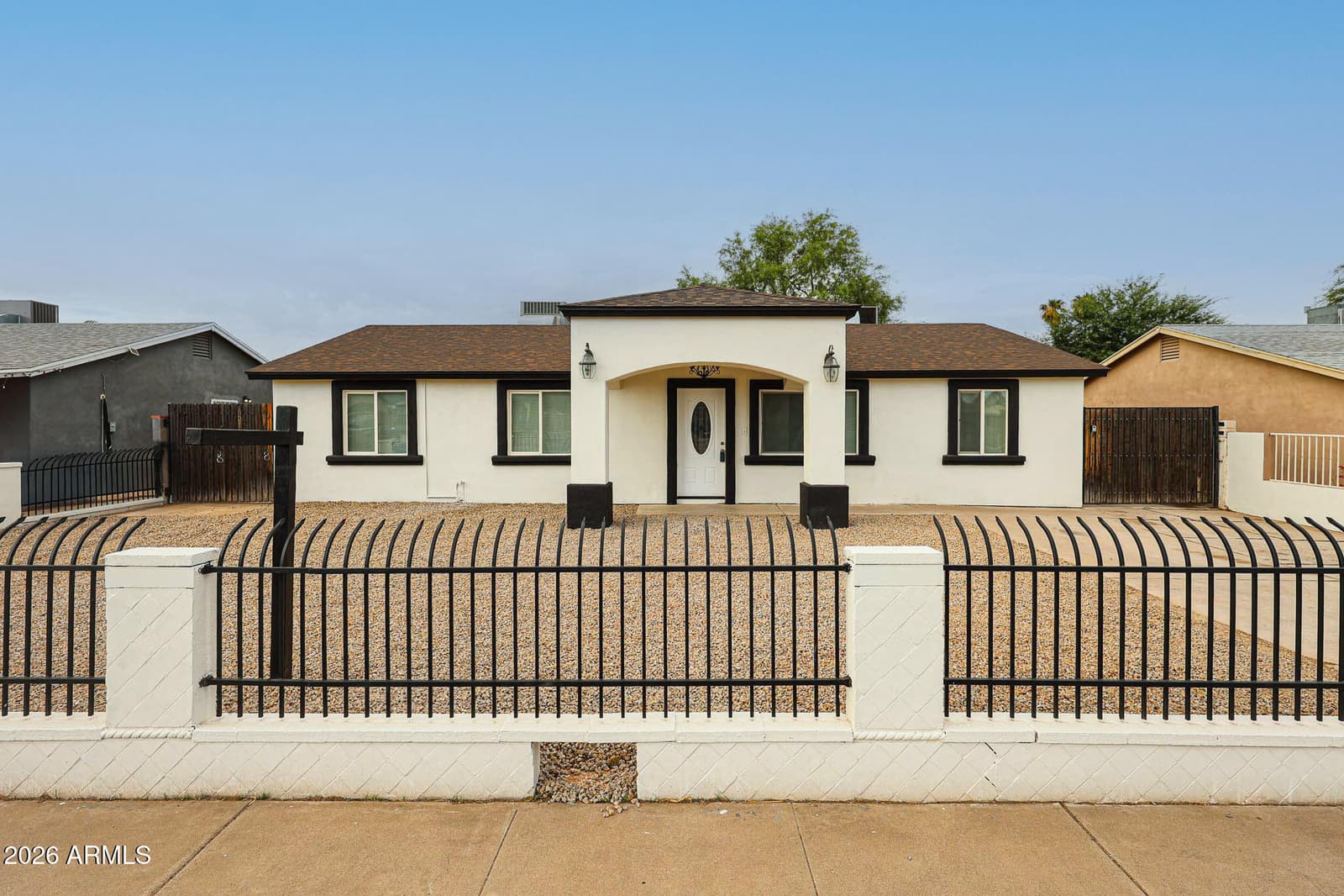 6531 W GRANADA Road, Phoenix, AZ 85035 — photo 1 of 40