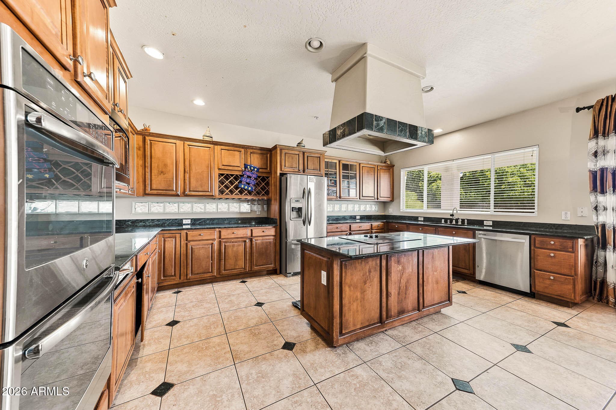 7910 W BRIDEN Lane, Peoria, AZ 85383 — photo 13 of 62