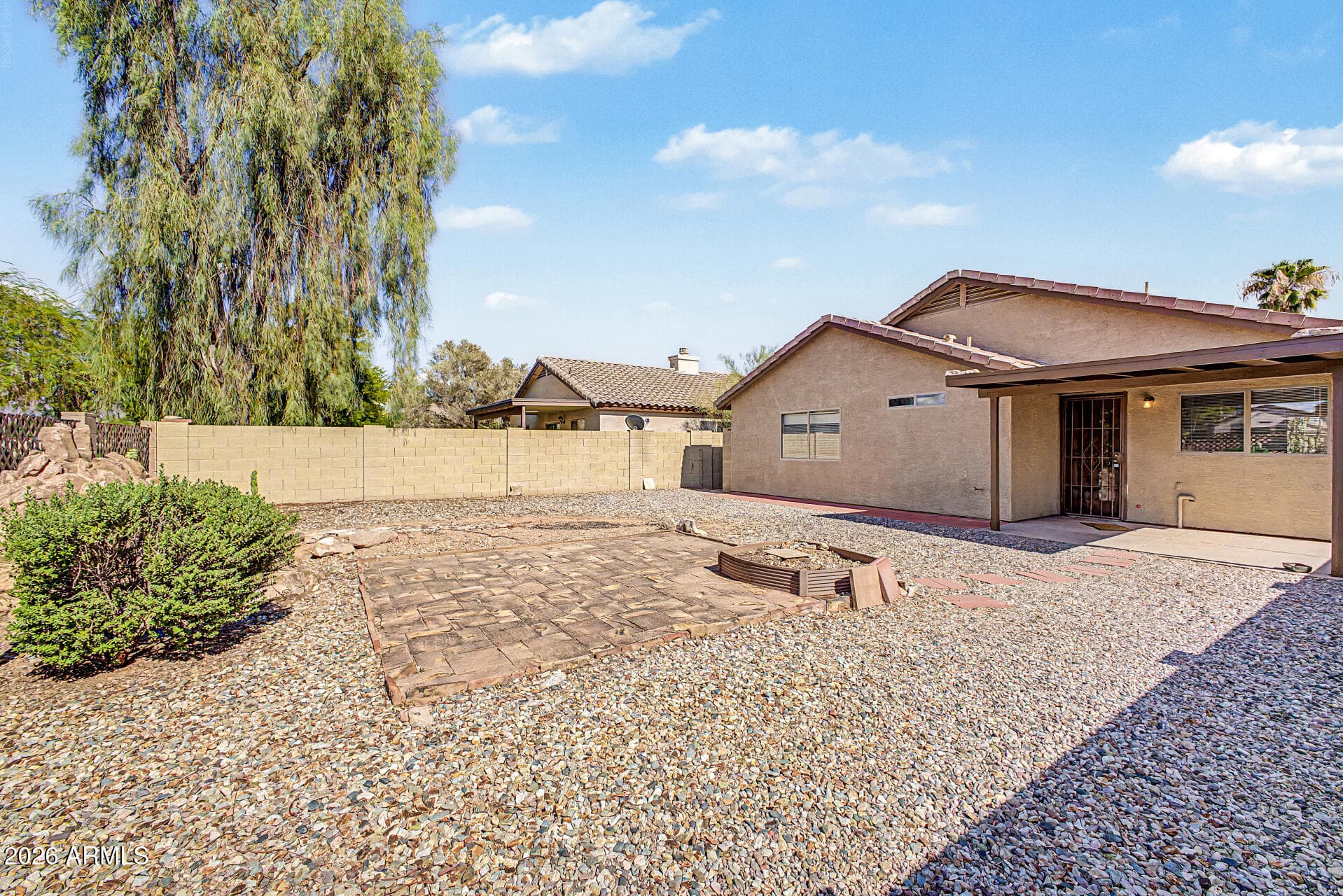 966 E GRAHAM Lane, Apache Junction, AZ 85119 — photo 33 of 35