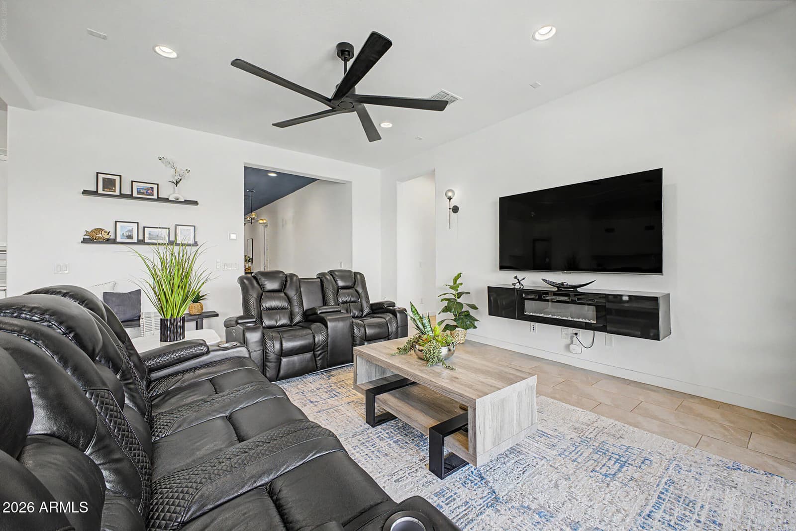 9337 W SELLS Drive, Phoenix, AZ 85037 — photo 5 of 39