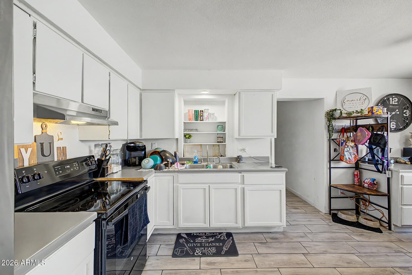 6450 S 46TH Way, Phoenix, AZ 85042 — photo 10 of 29