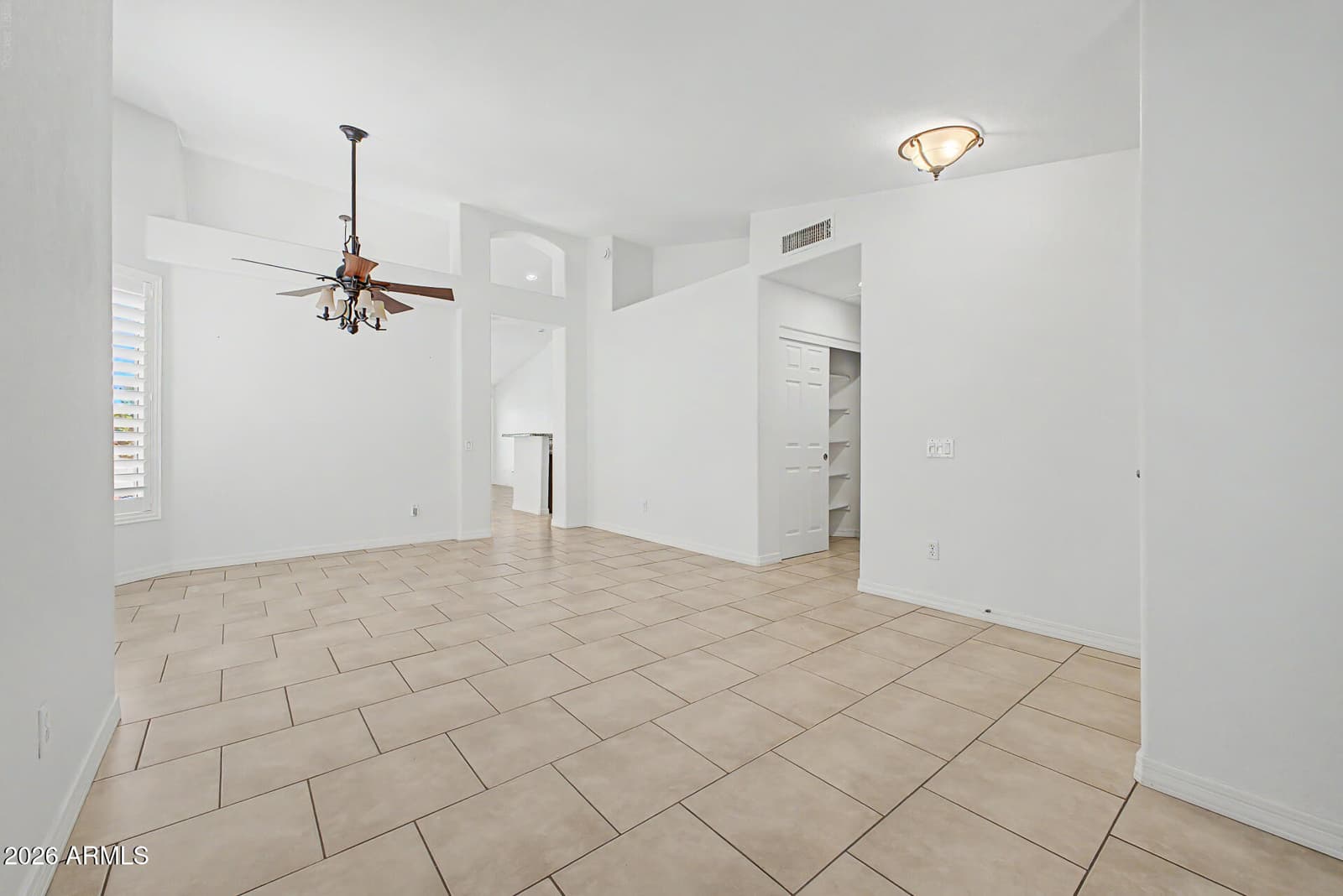 1848 E SARATOGA Street, Gilbert, AZ 85296 — photo 5 of 32